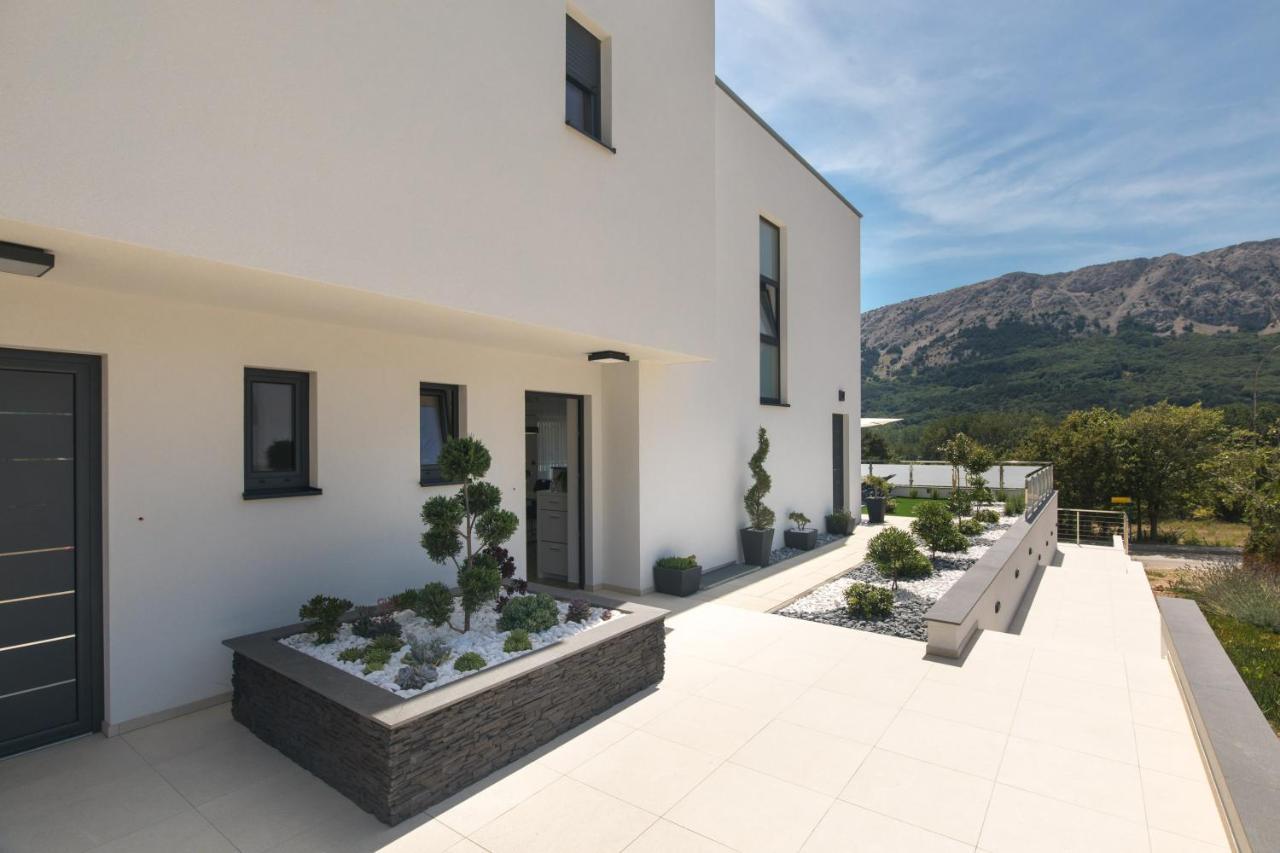 Villa Supernus With Heated Pool Baška Екстериор снимка