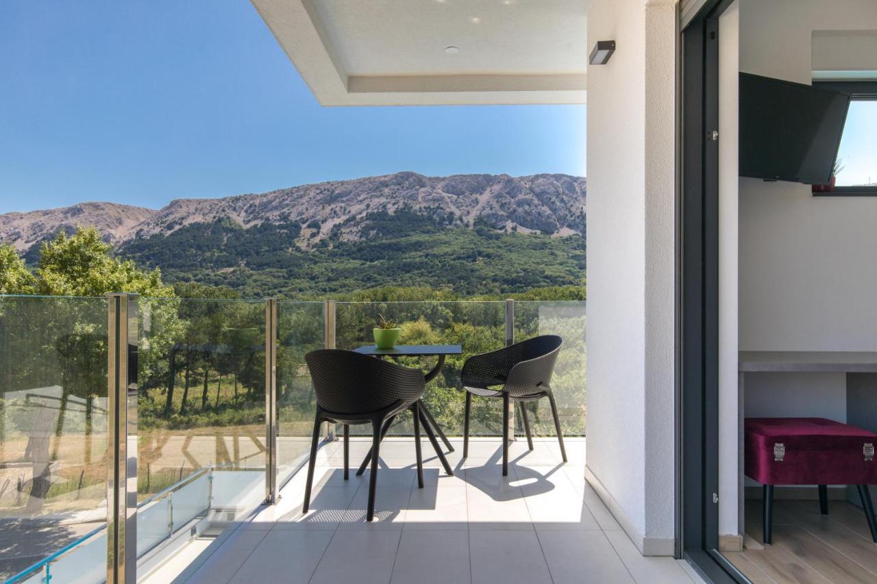 Villa Supernus With Heated Pool Baška Екстериор снимка