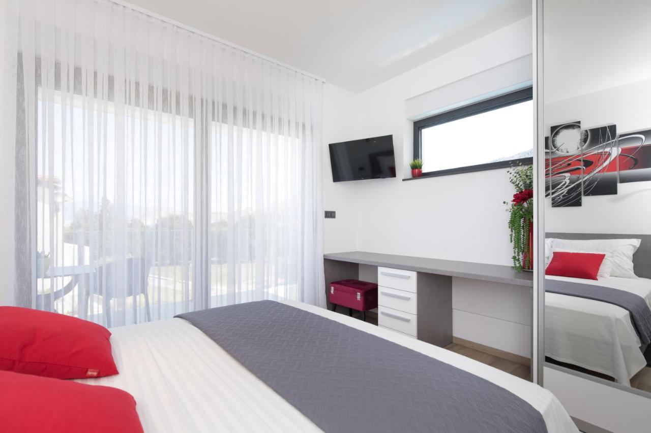 Villa Supernus With Heated Pool Baška Екстериор снимка