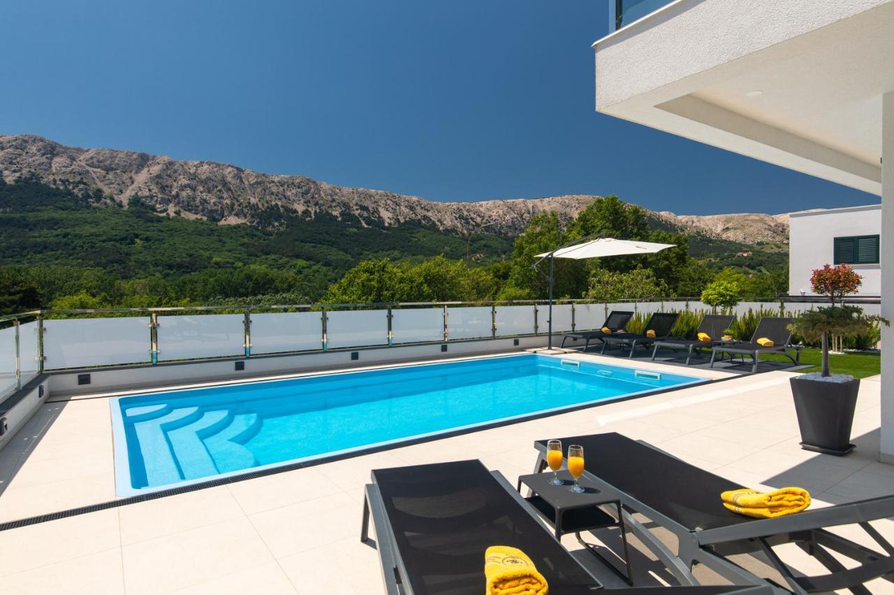 Villa Supernus With Heated Pool Baška Екстериор снимка