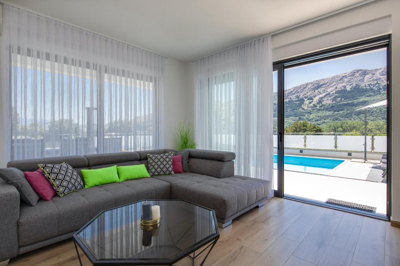 Villa Supernus With Heated Pool Baška Екстериор снимка